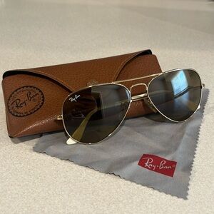 RayBan Aviator Gradient Polisher Gold/Light Brown